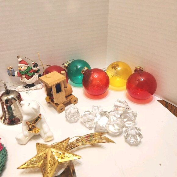 Large Lot Of Christmas Ornaments SOME Vintage, Glass Balls Variety  READ - Picture 8 of 8